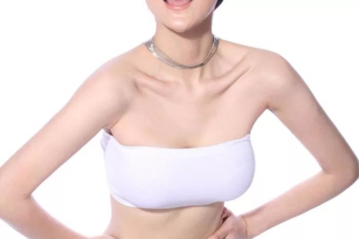 乳房的这一侧一碰就痛？这是乳腺增生恶化为乳腺癌的征兆！