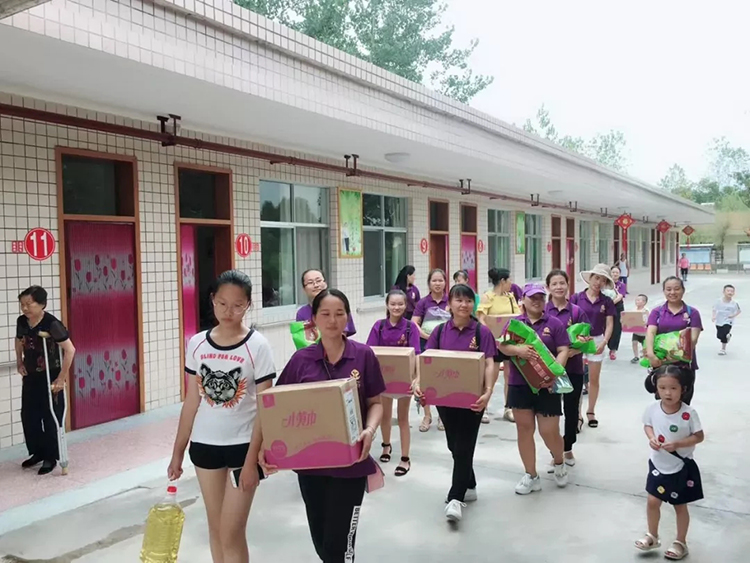 如何让家庭事业双丰收?聪明的<a href='/tags/女人/' target='_blank'><u>女人</u></a>这样做!